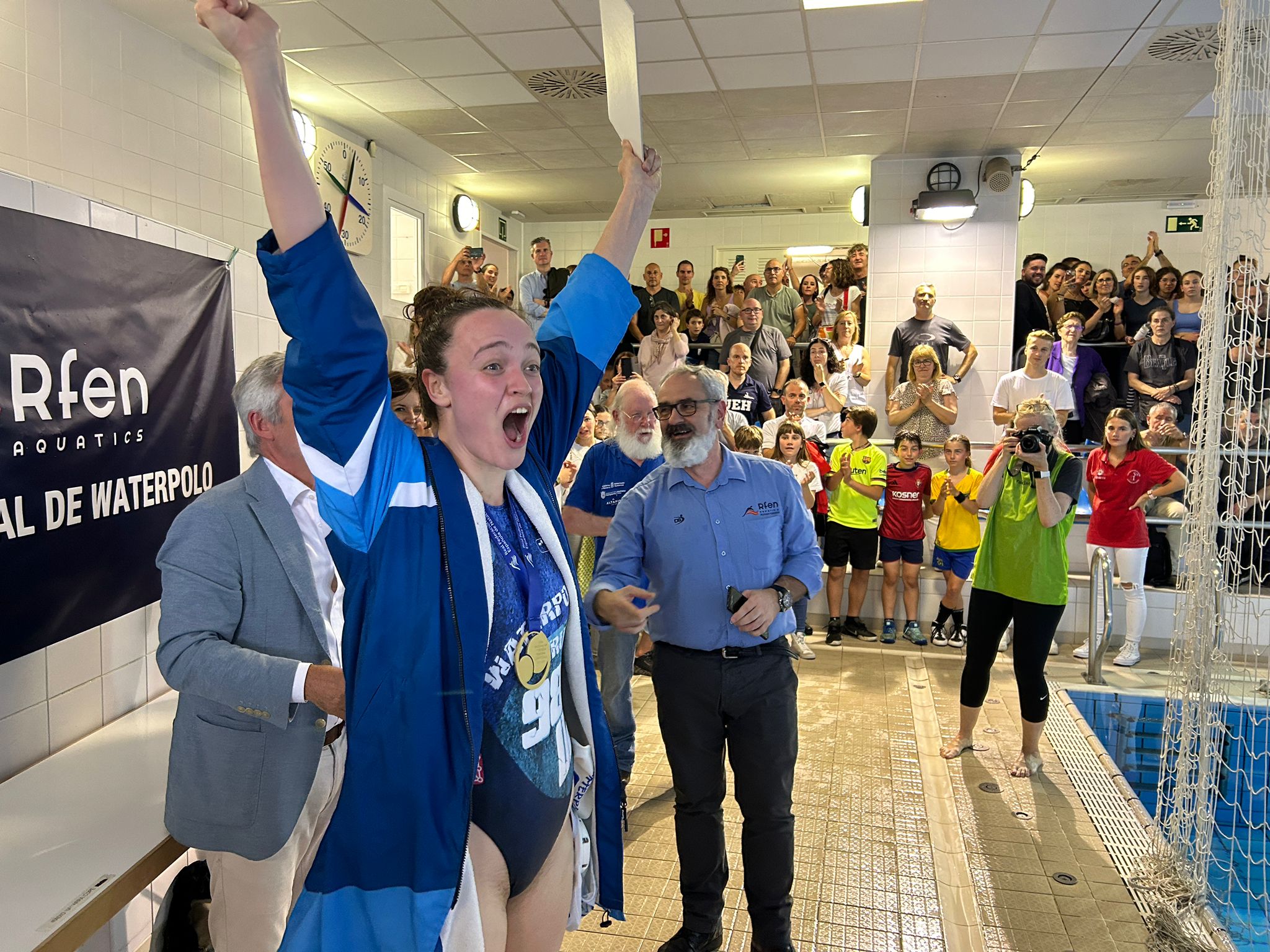 El Waterpolo Iruña 98 02 asciende a División de Honor